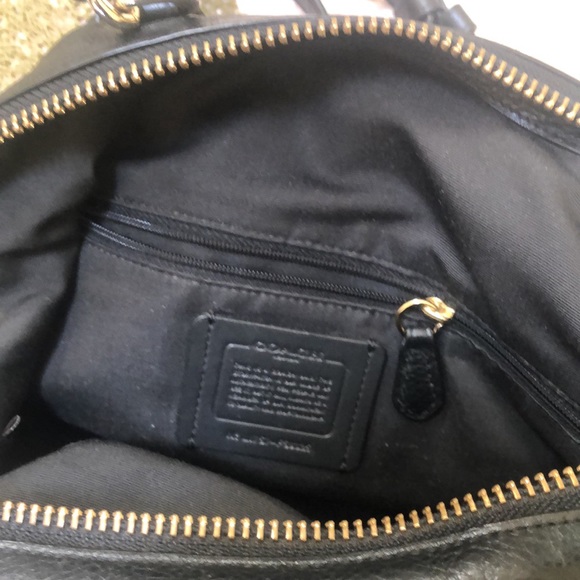 Black leather coach bag - Picture 2 of 5